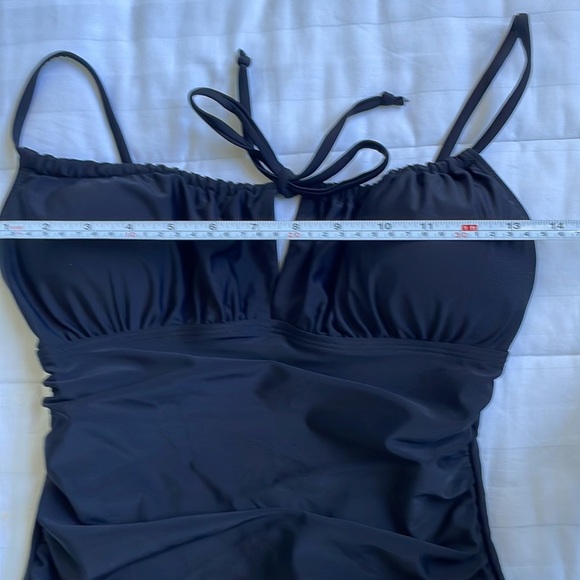 2/$10 NWOT One Piece Women's Tie front Bathing Suit Size Small - Picture 8 of 9